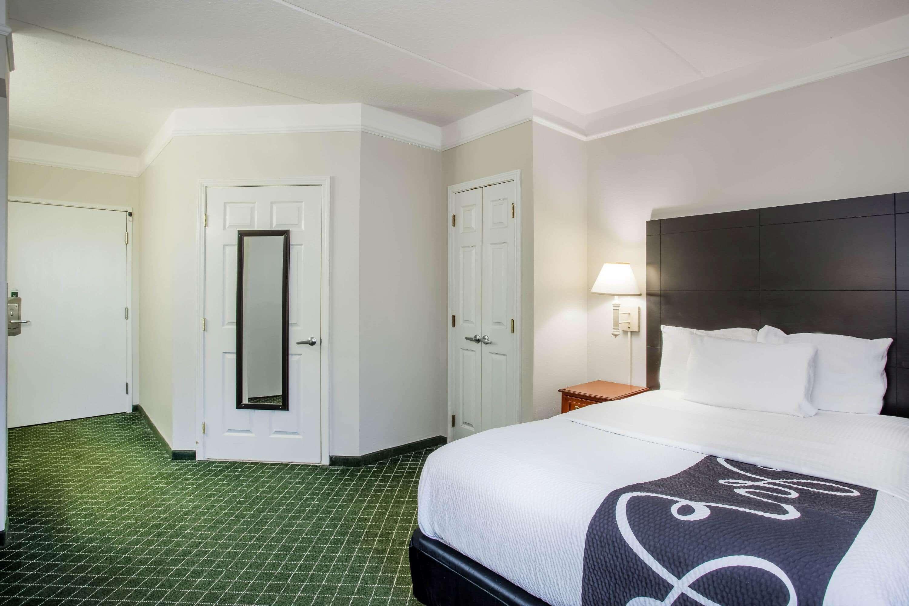 La Quinta By Wyndham Melbourne Viera Hotel Buitenkant foto